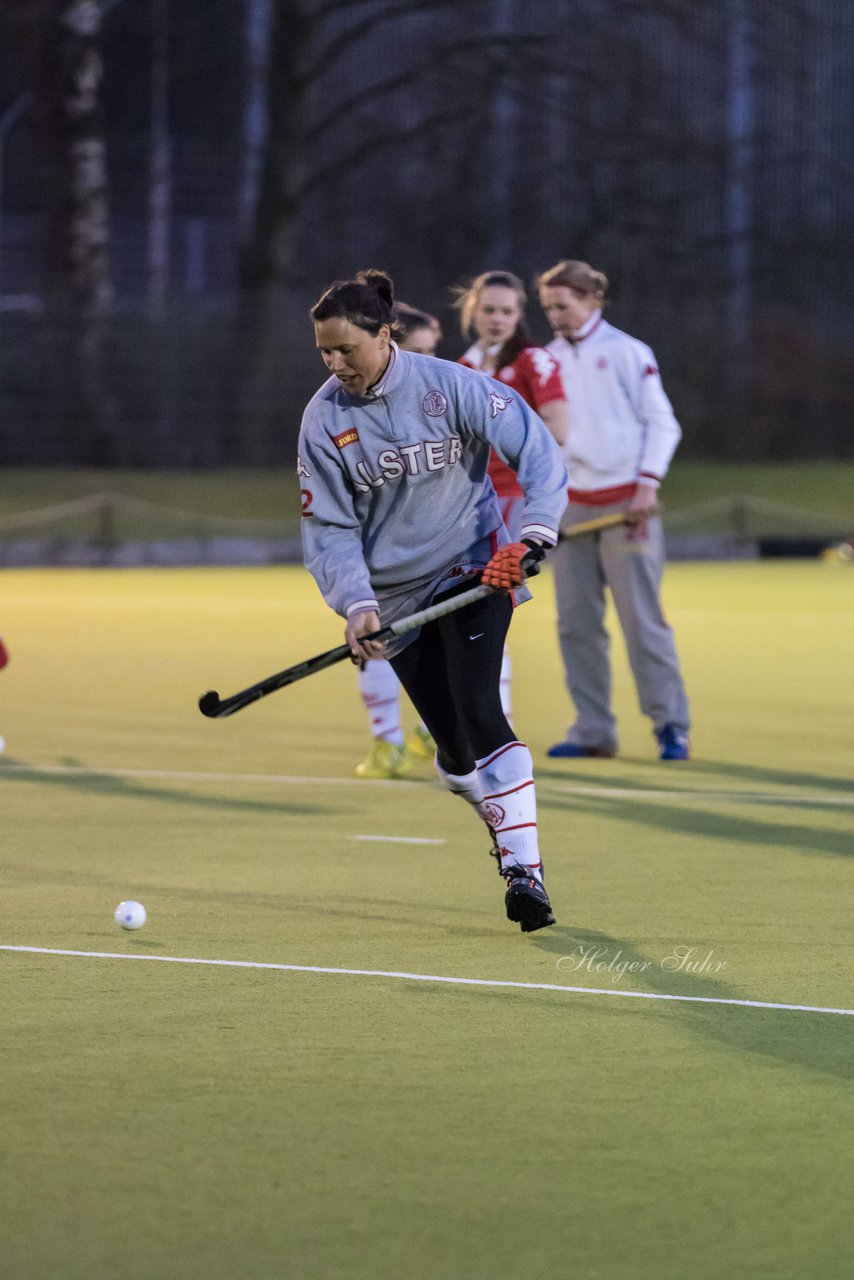 Bild 35 - Frauen Der Club an der Alster 2 - Uhlenhorster HC : Ergebnis: 3:0